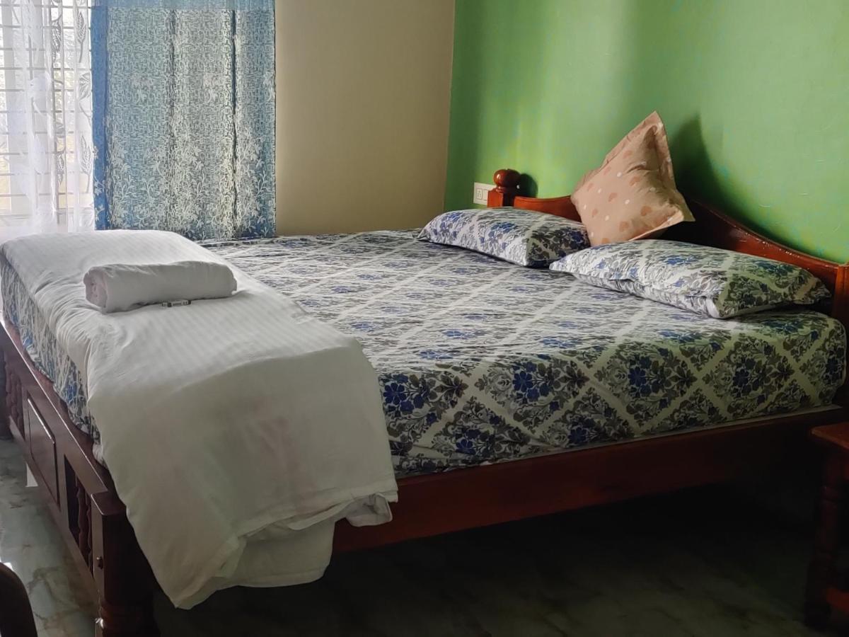 Akash Homestay Hampi Esterno foto