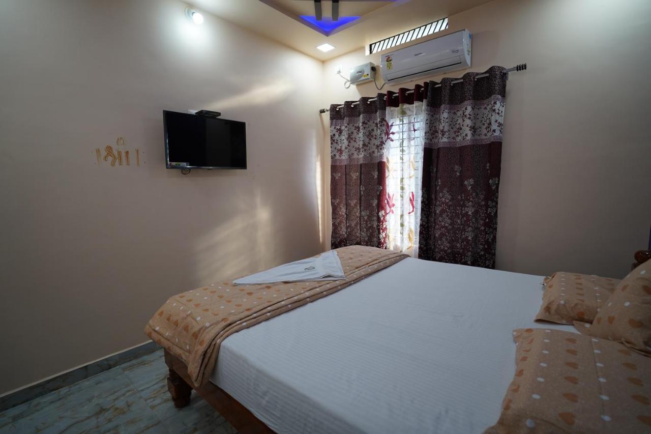 Akash Homestay Hampi Esterno foto