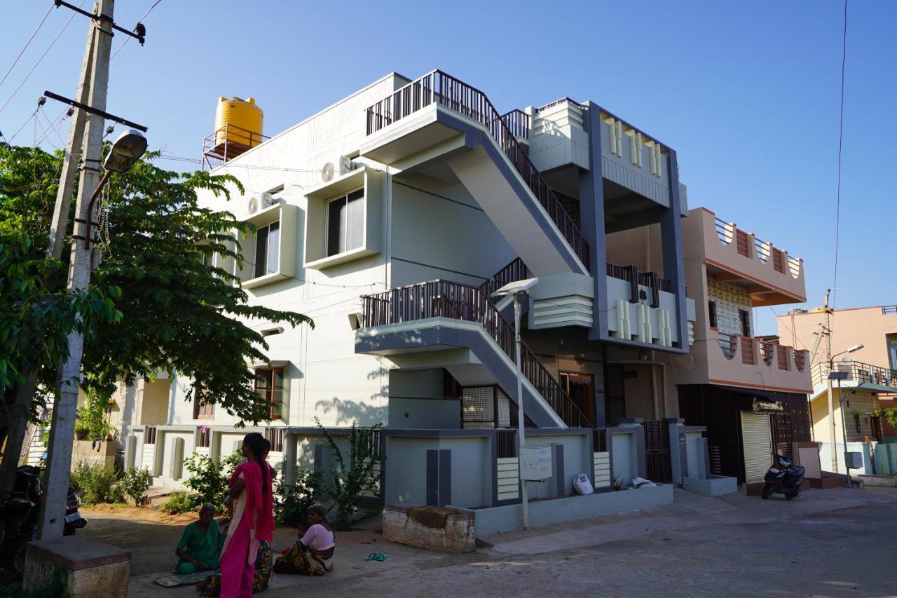 Akash Homestay Hampi Esterno foto