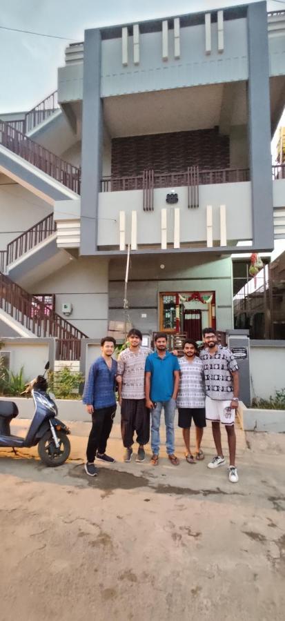 Akash Homestay Hampi Esterno foto